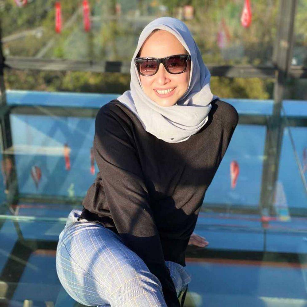 Instagram.com/deswitamaharani80