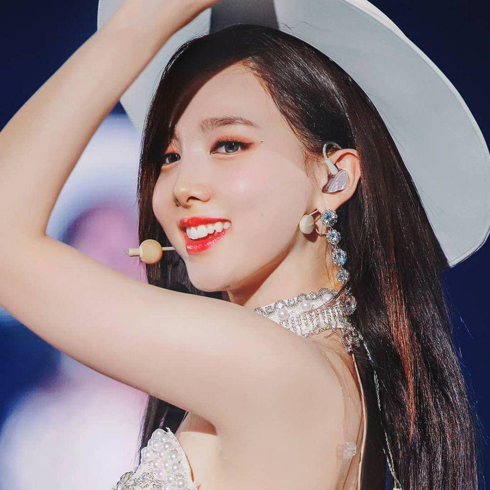 instagram.com/twicenayeon