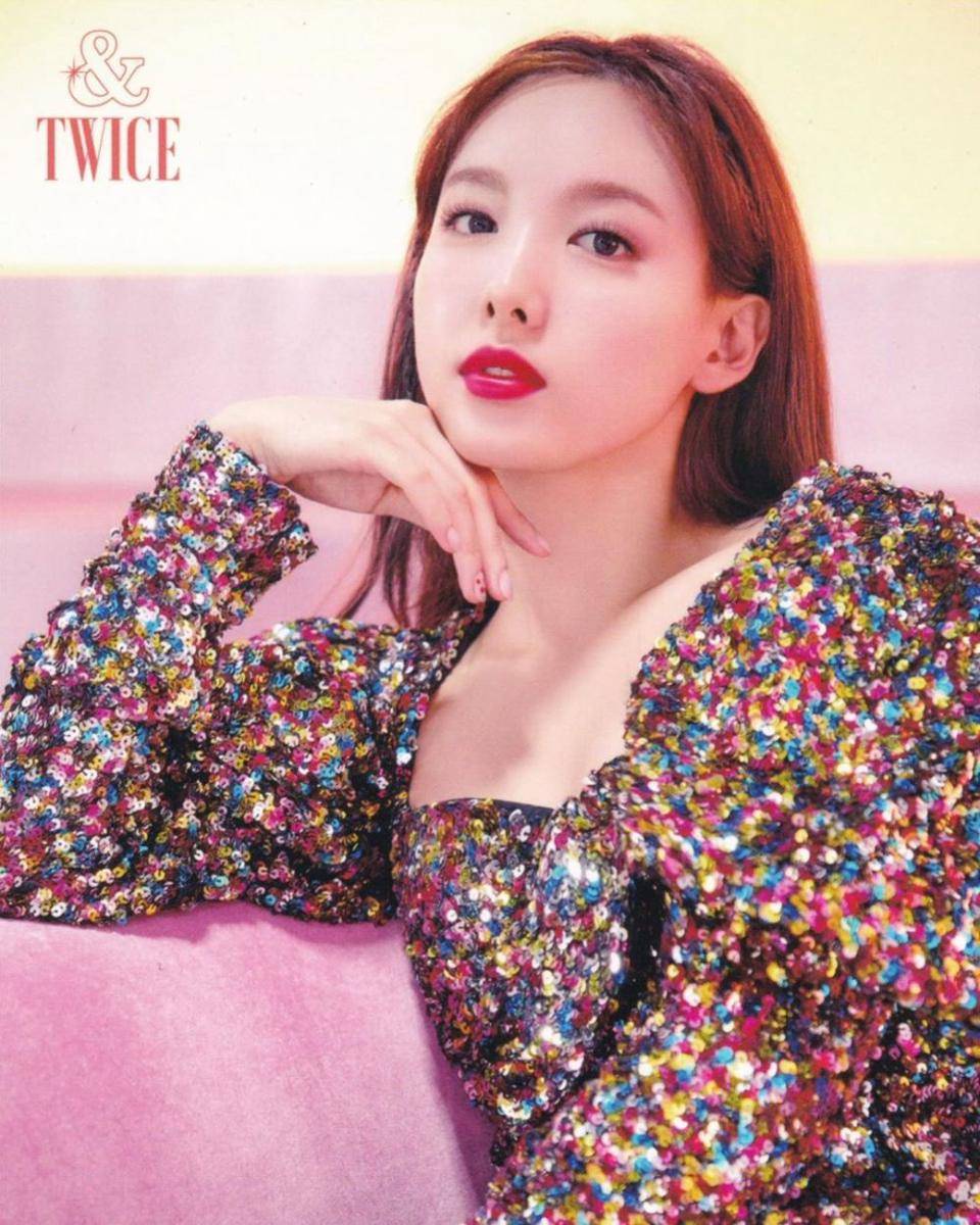 instagram.com/twicenayeon