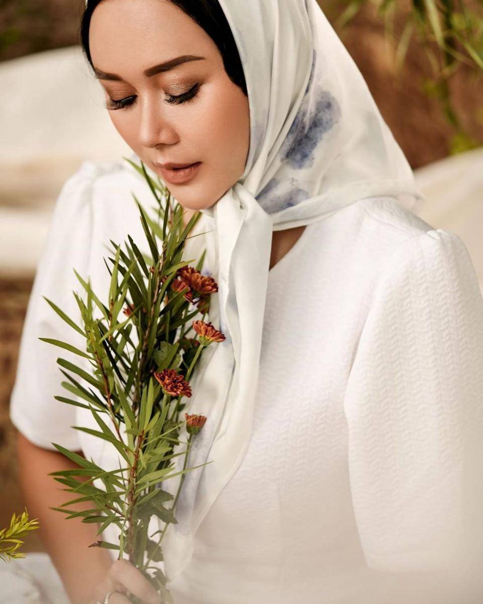 instagram.com/aurakasih