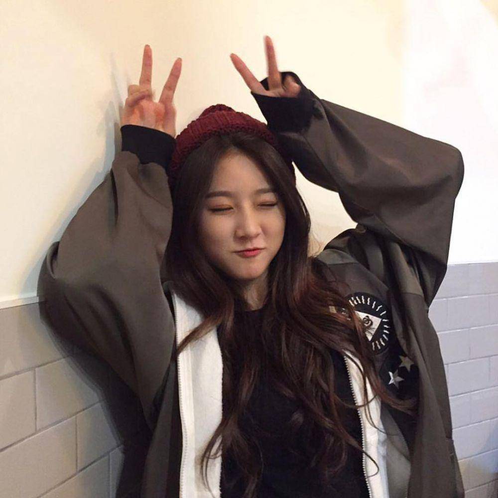 instagram.com/kim.sae.ron