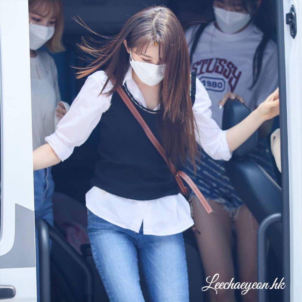 Instagram.com/izonechaeyeon