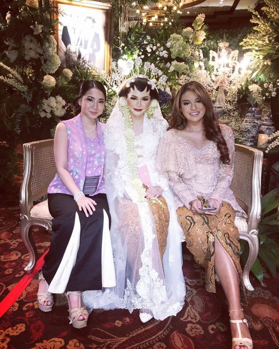 Instagram.com/Aurelie.hermansyah/