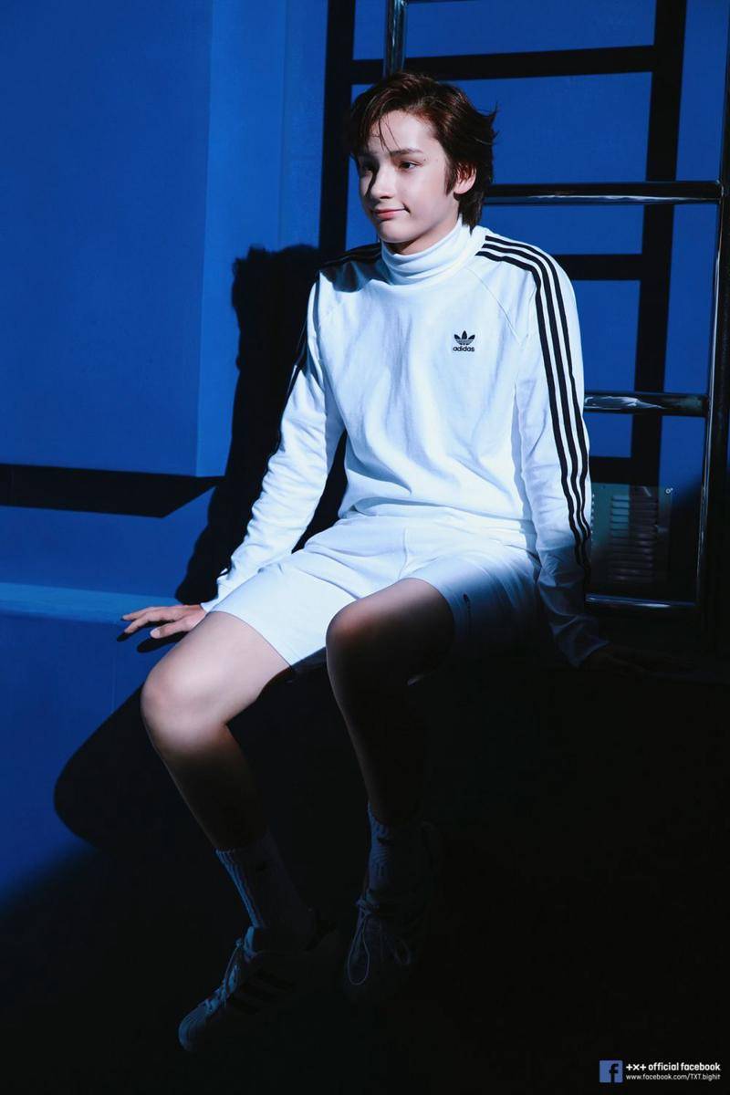 facebook.com/TXT.bighit