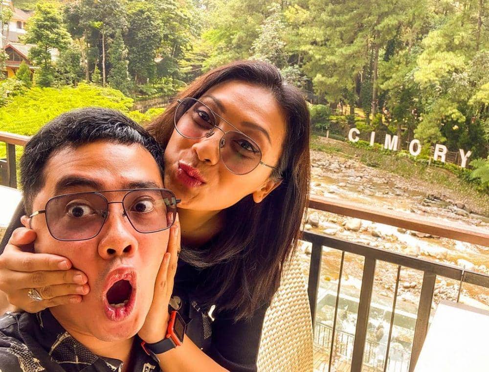 Instagram.com/dennisadishwara