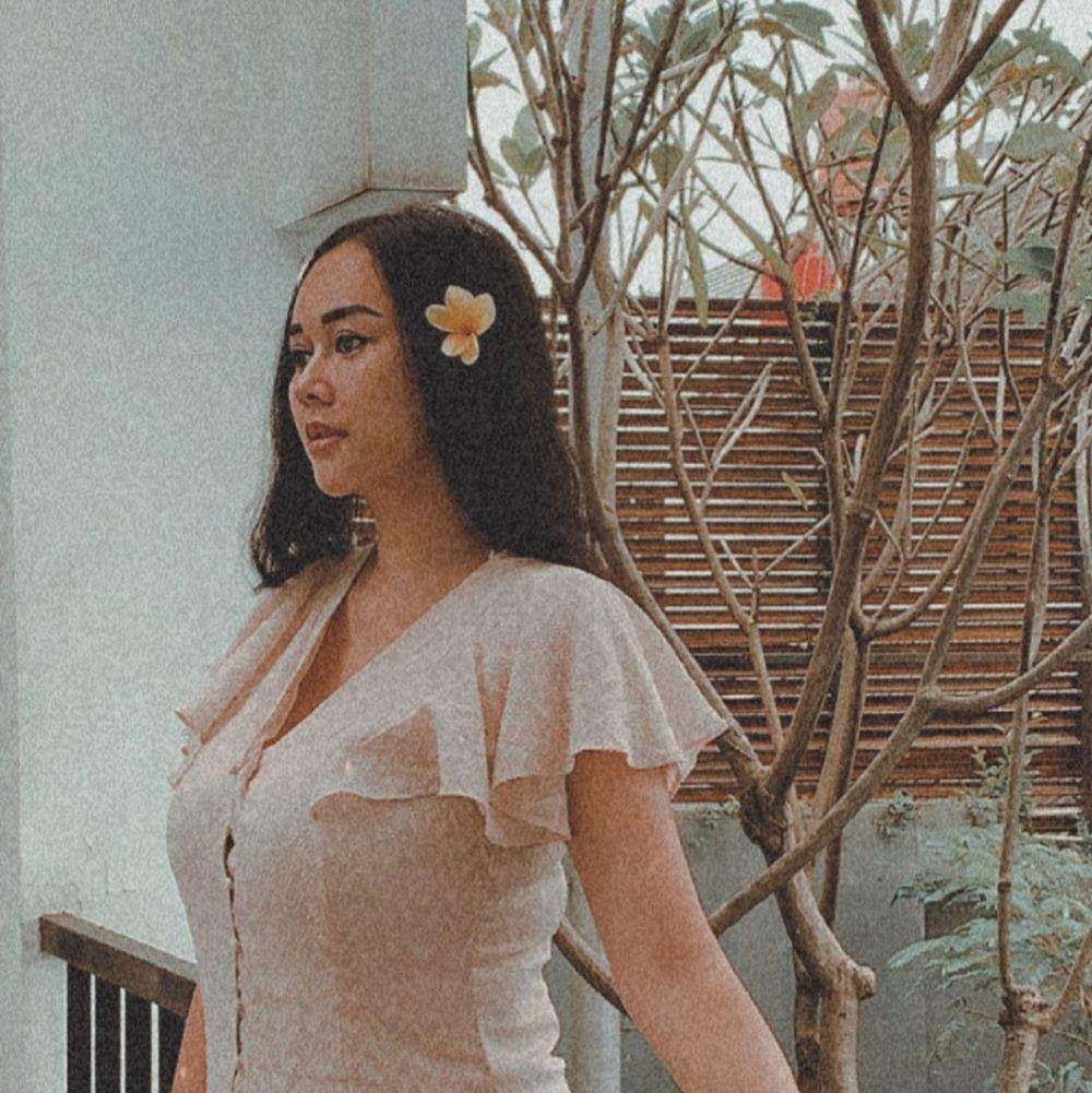 instagram.com/aurakasih