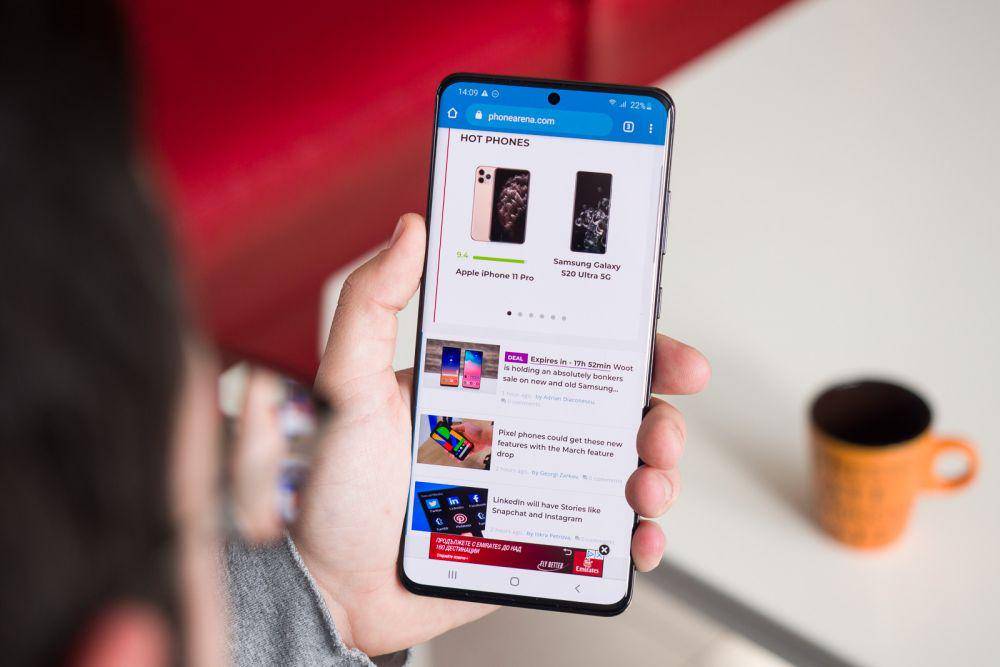 phonearena.com