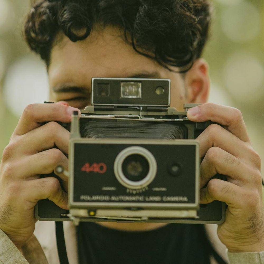 instagram.com/mikha97