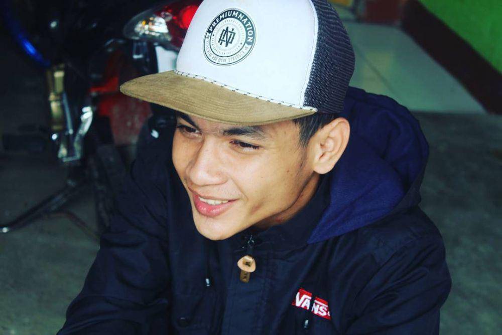 instagram.com/ezhrmlky