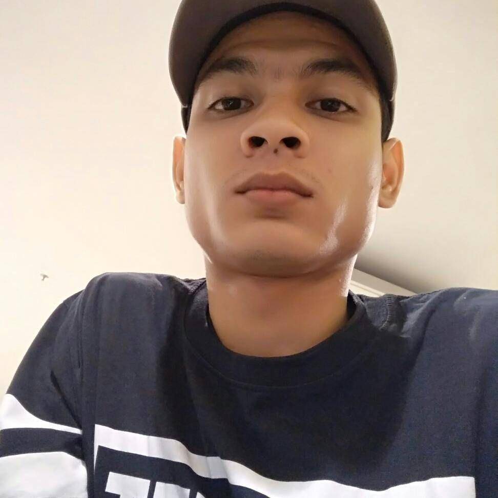instagram.com/ezhrmlky