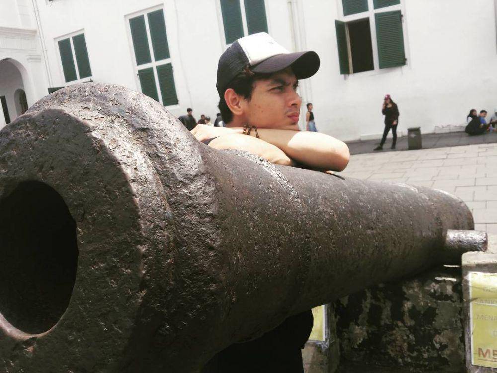 instagram.com/ezhrmlky