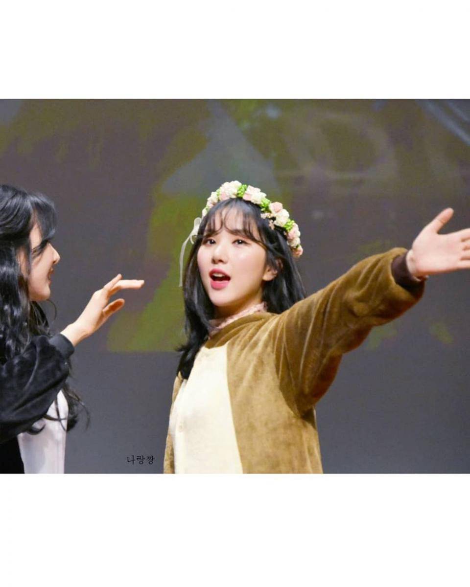 instagram.com/jung.eunha