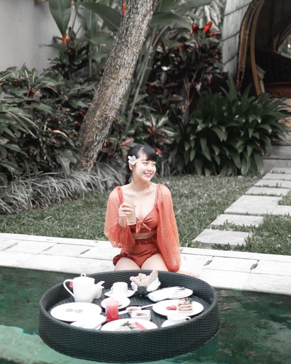 Imut Banget Bak Boneka, 10 Potret Gemas Ghea Idol Liburan di Bali