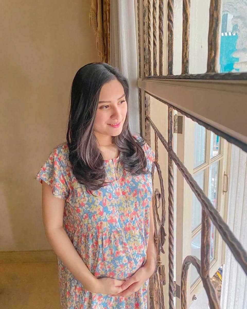 instagram.com/angbeenrishi