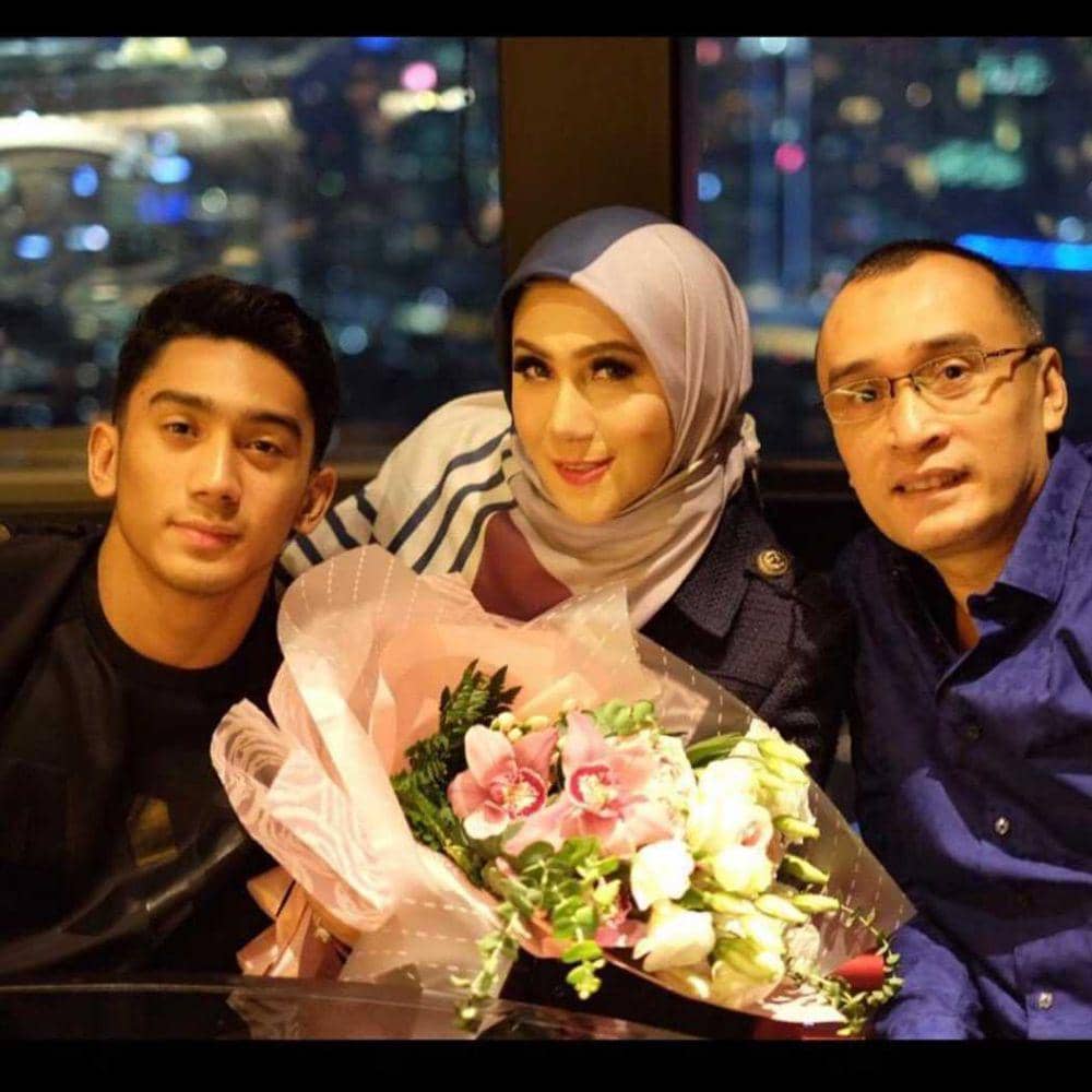 Instagram.com/marinizumarnisreal