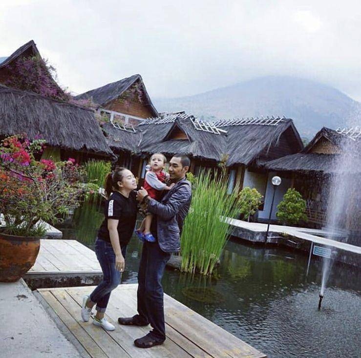 Instagram.com/nina_mpokalpa/