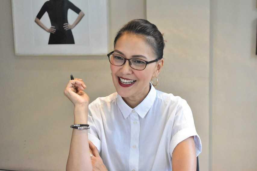 Awet Muda, 10 Potret Becky Tumewu yang Kian Memesona di Usia 50 Tahun