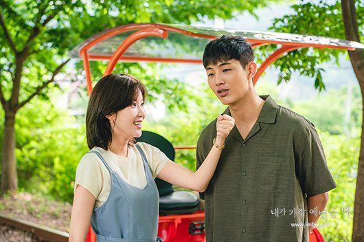 Couple Uwu, 9 Momen Manis Ji Soo dan Im Soo Hyang yang Bikin Baper!