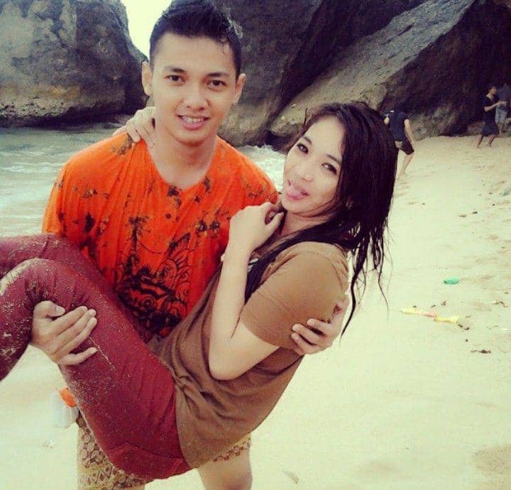 instagram.com/tharyeka