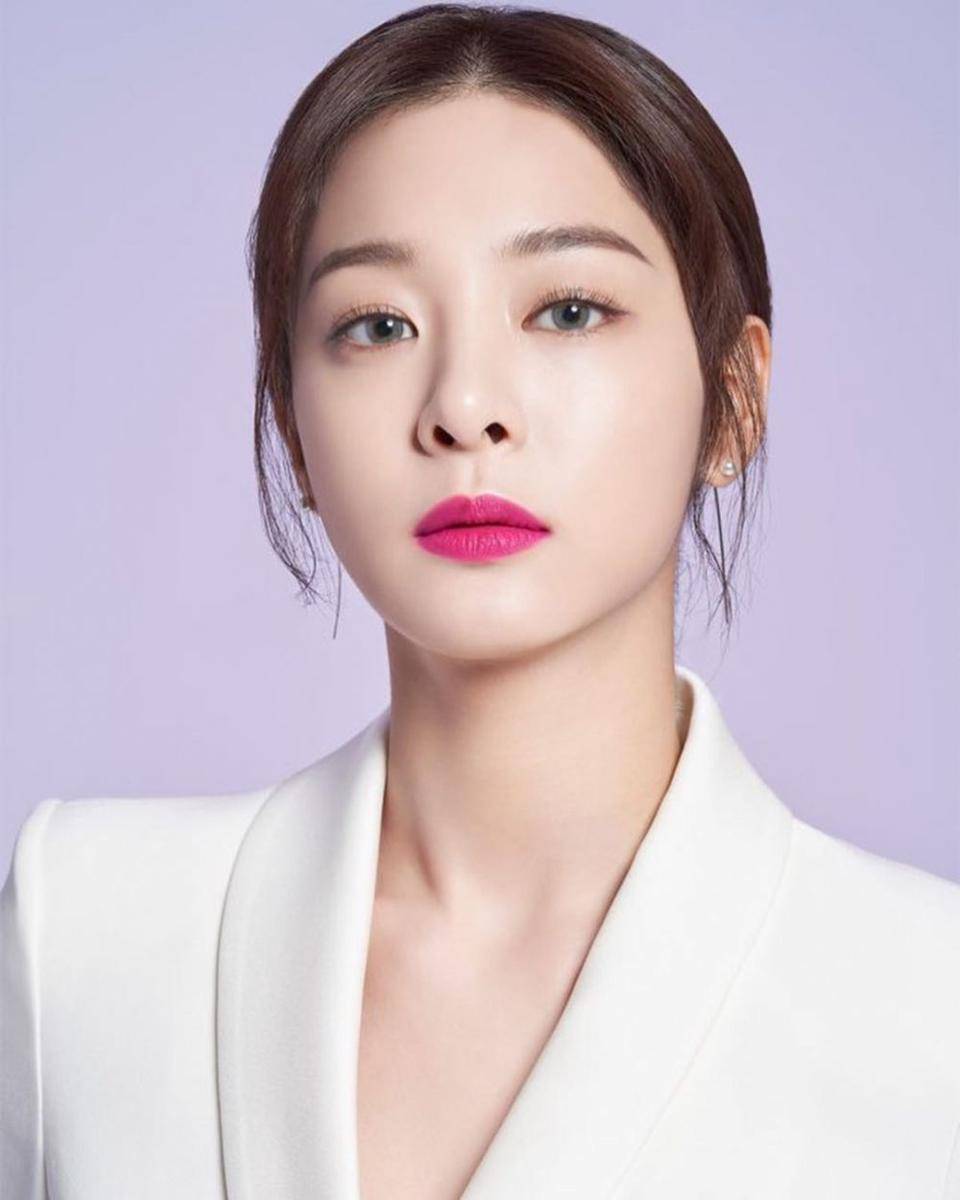Instagram.com/_seorina/