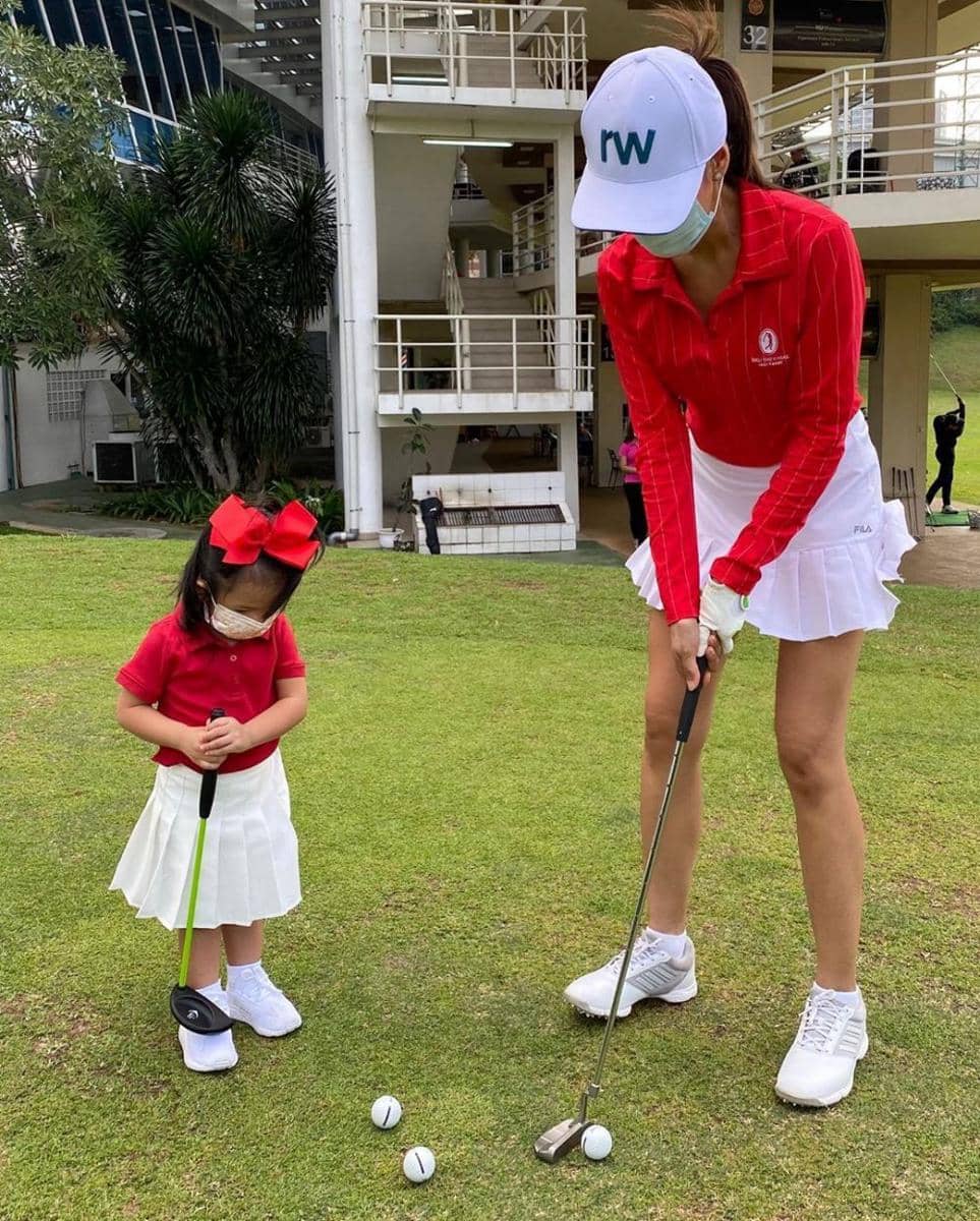 instagram.com/farahquinnofficial