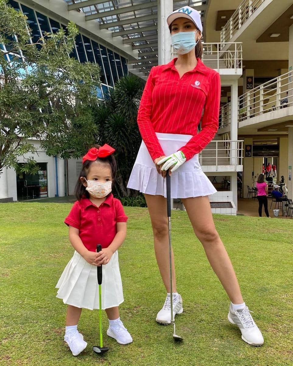 instagram.com/farahquinnofficial