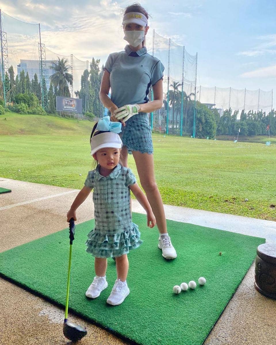 instagram.com/farahquinnofficial