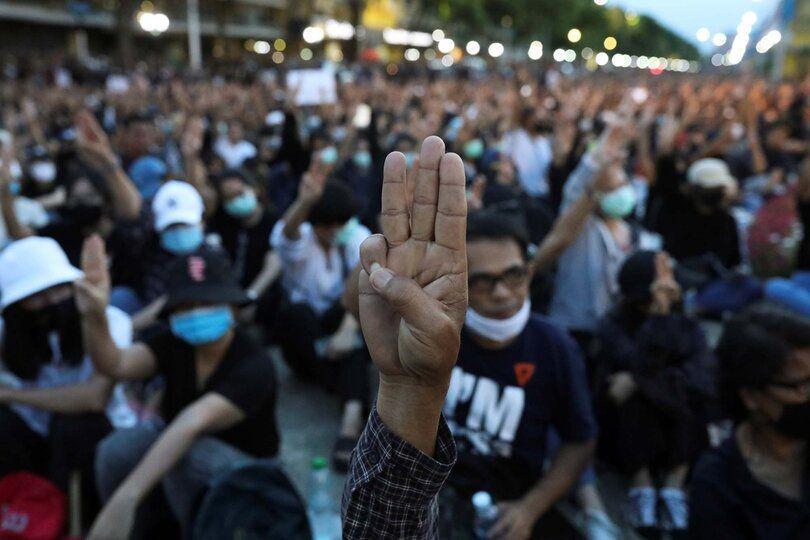Mahasiswa di Thailand Gelar Demo Terbesar Tuntut Reformasi Monarki