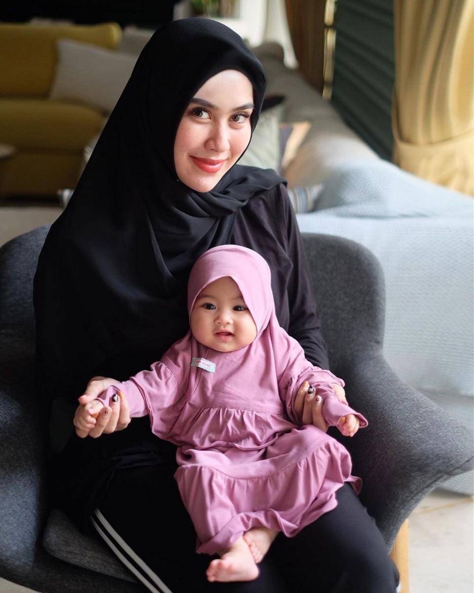 Instagram.com/syahnazs
