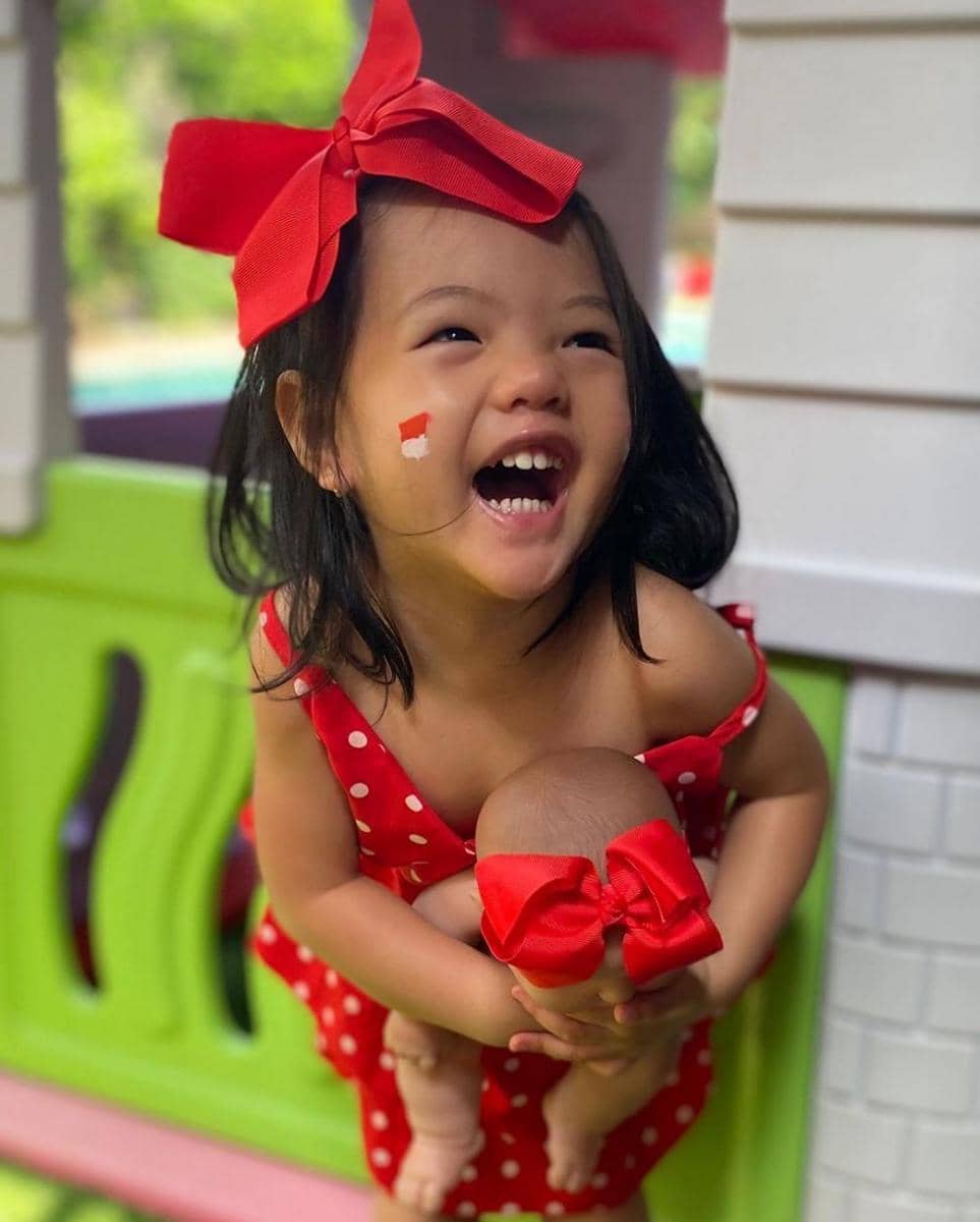 instagram.com/farahquinnofficial