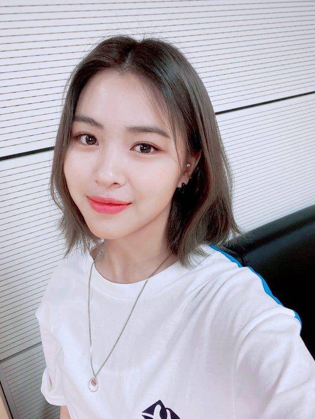 twitter.com/luvieleechae