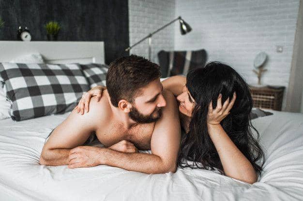 7 Kode Seksual Terbaik untuk Pasangan saat Terangsang