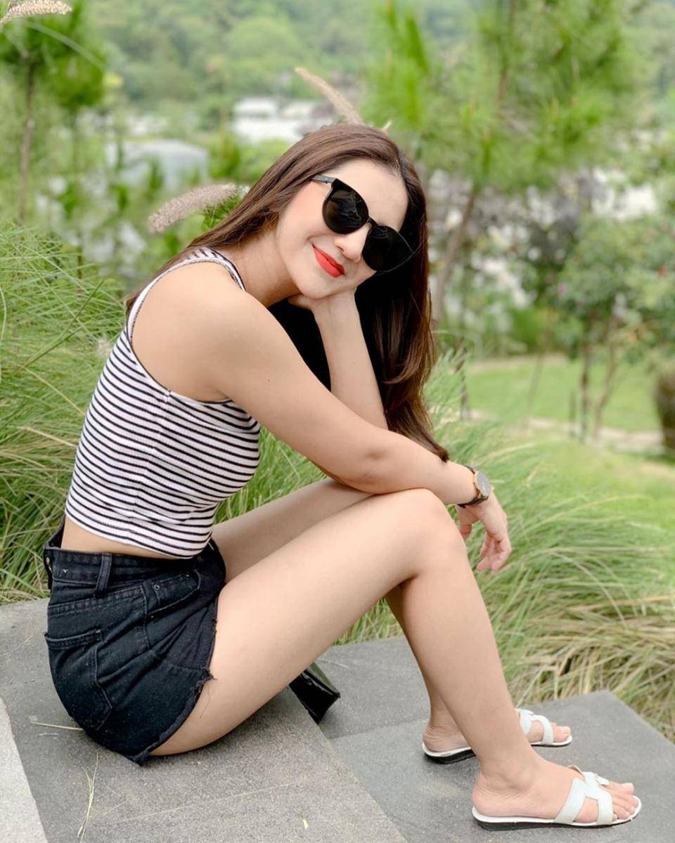 instagram.com/alodyadesi