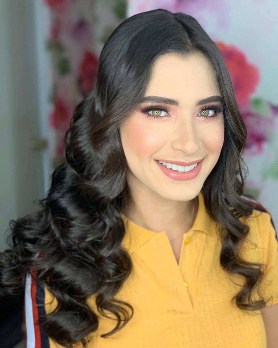 Instagram.com/angela.yuriar