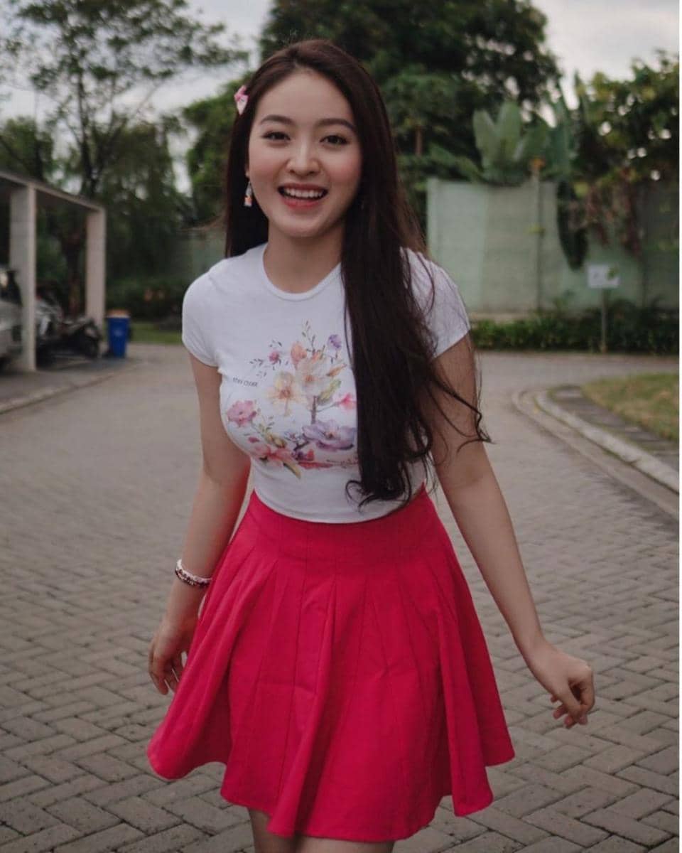 Instagram.com/natashawilona12