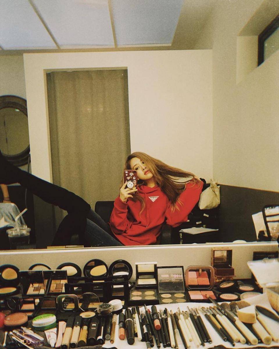 instagram.com/roses_are_rosie