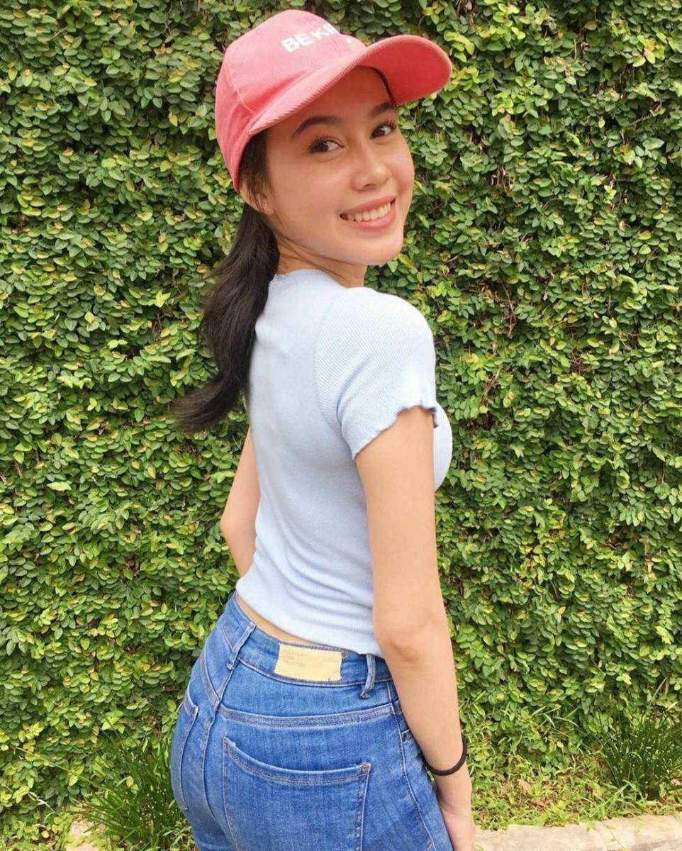 Instagram.com/bellanurmalaa