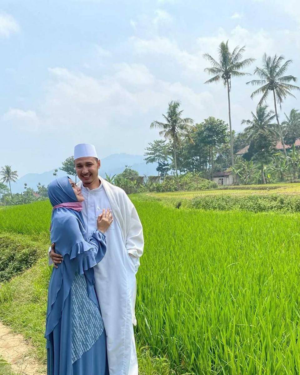Instagram.com/kartikaputriworld
