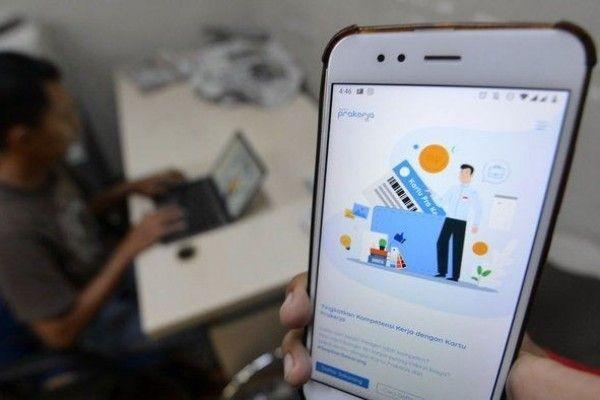 Kartu Prakerja Mau Dialihkan ke Kemnaker, Airlangga: Masih Transisi