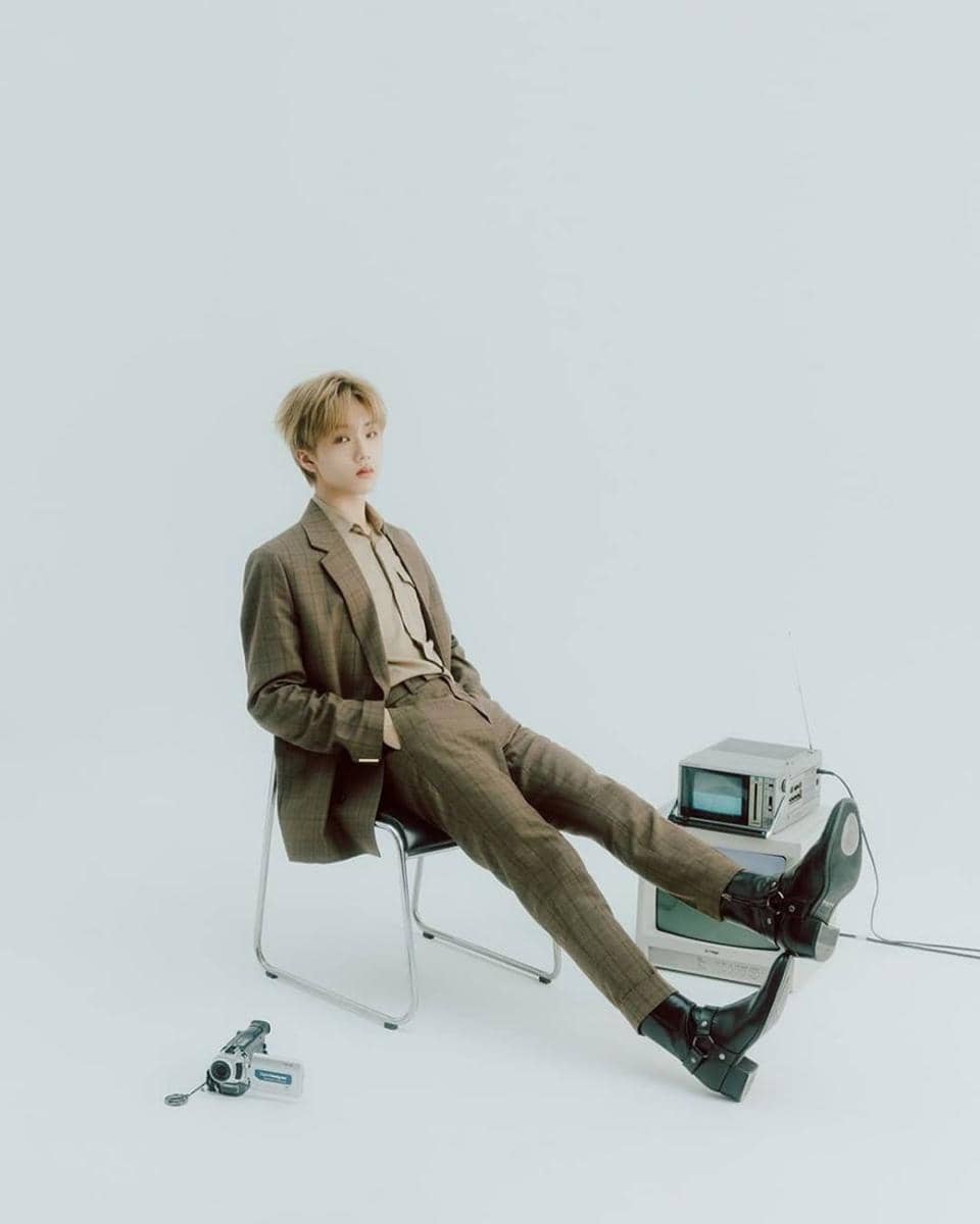 Instagram.com/jisungg_official