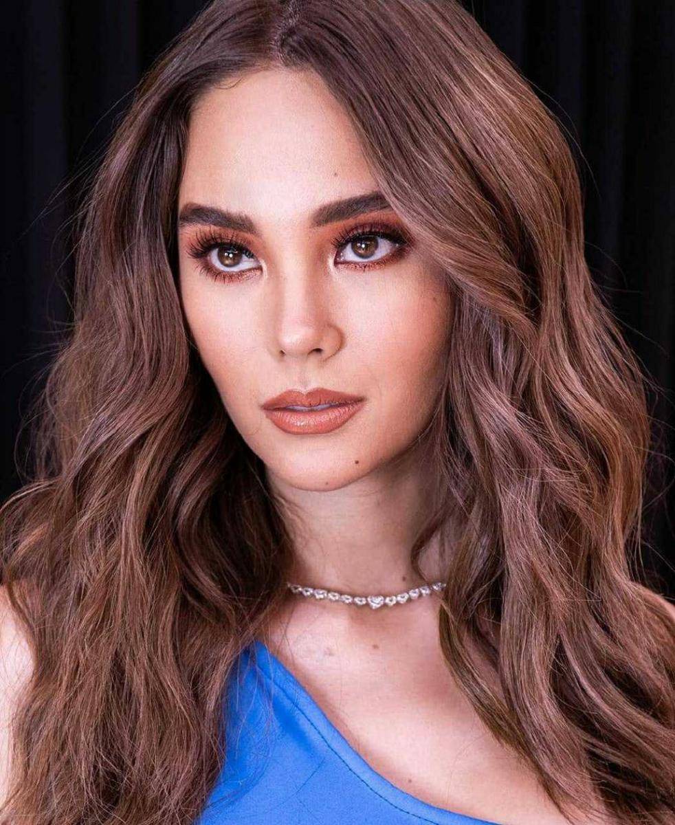 Instagram.com/catriona_gray