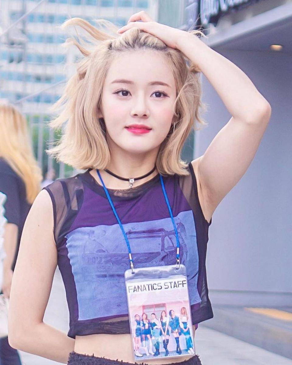 instagram.com/chaelinfanatics