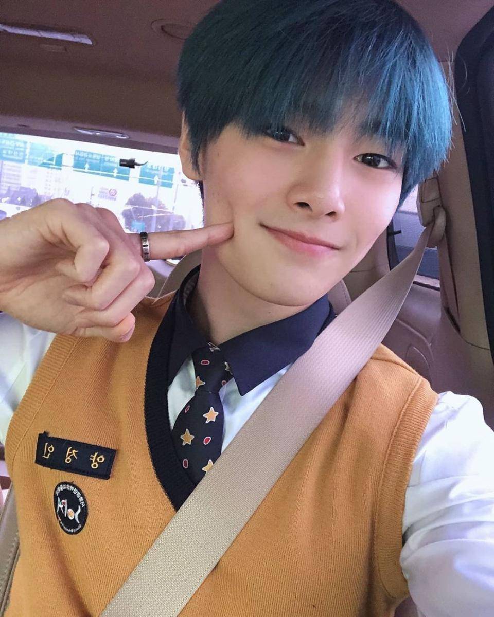 instagram.com/realstraykids