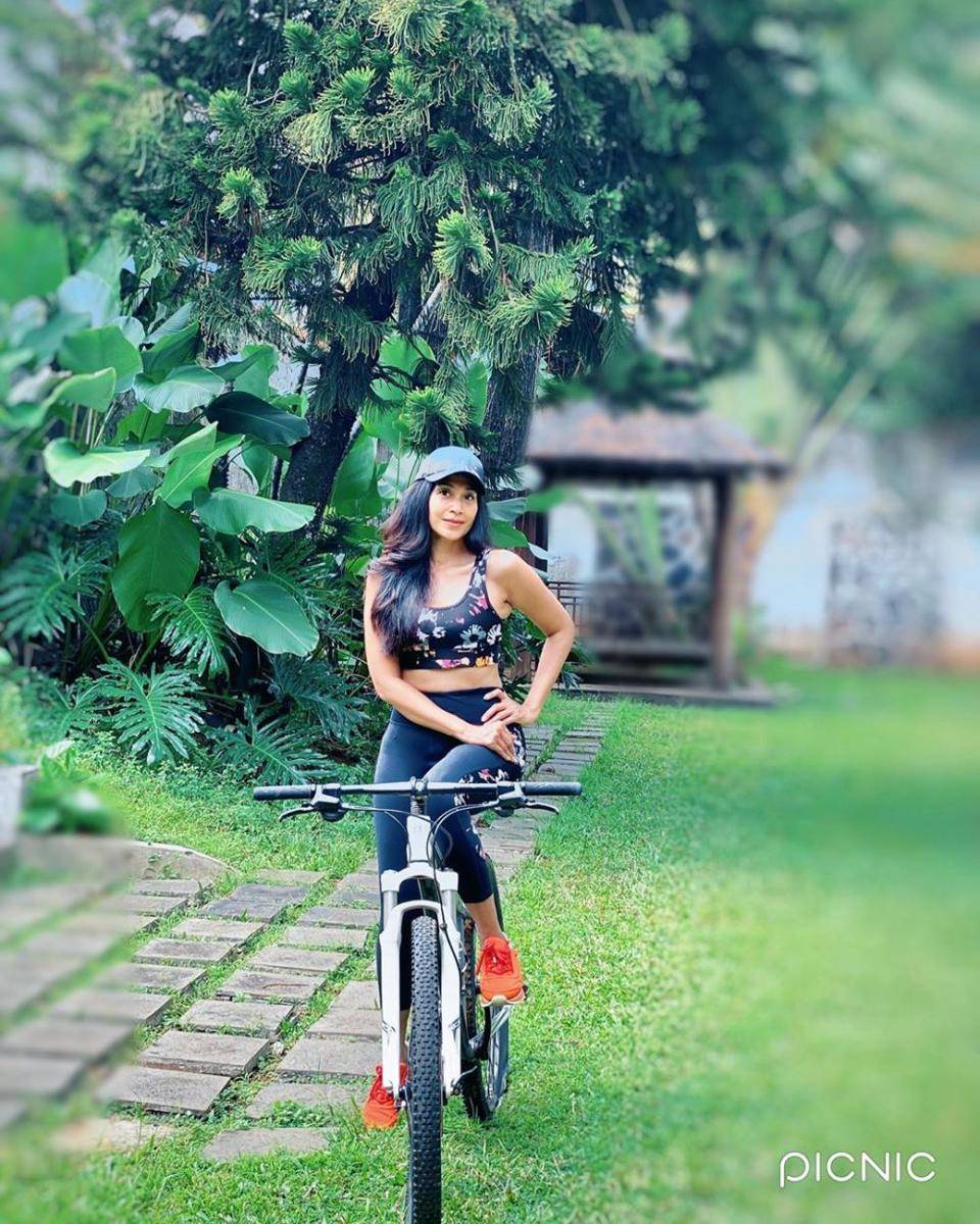 instagram.com/dps_diahpermatasari