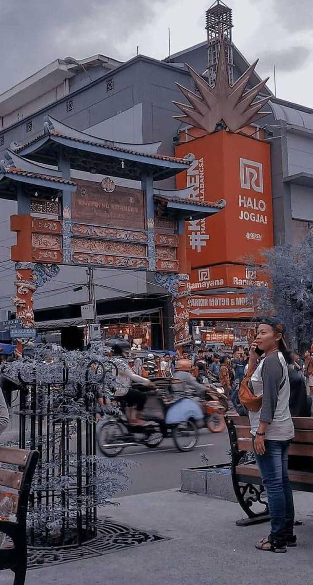 Rentan Kena COVID, PKL Lansia di Malioboro Diminta Tak Jualan