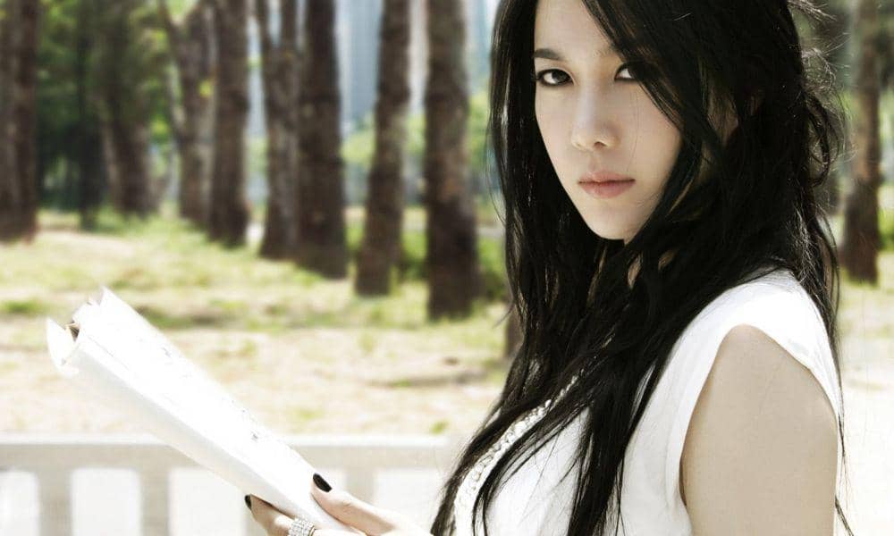 10 Potret Kece Lee Ji Ah, Sosok Elegan di KDrama 'Tahe Penthouse'