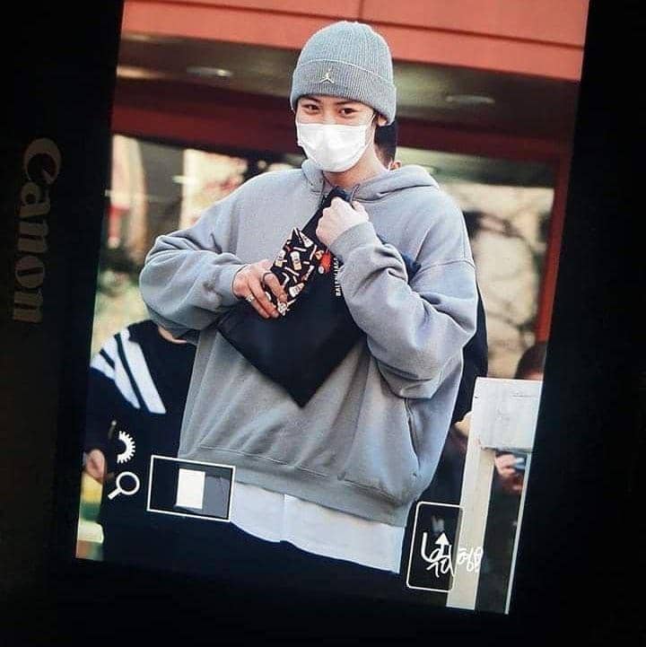 instagram.com/chanyeol_loveless