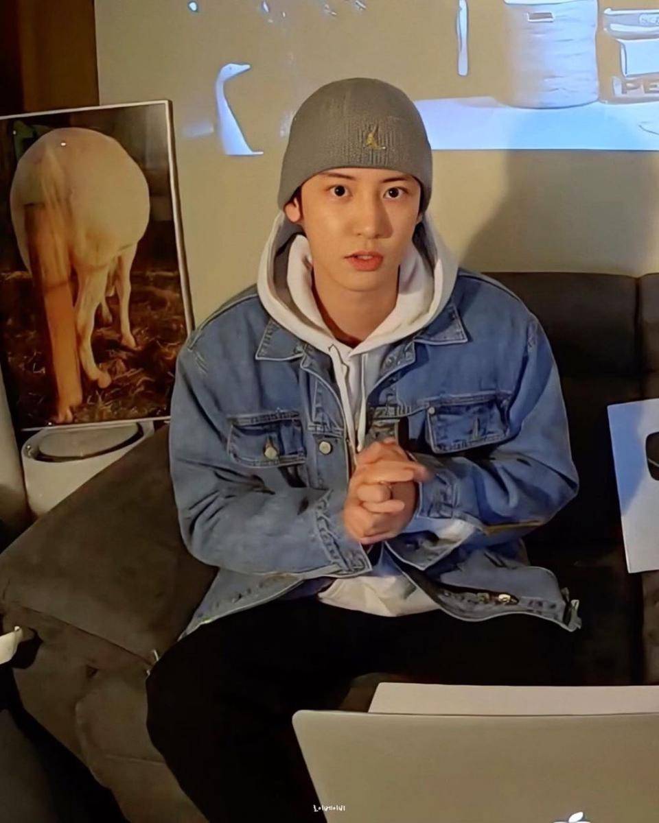 instagram.com/chanyeolgram