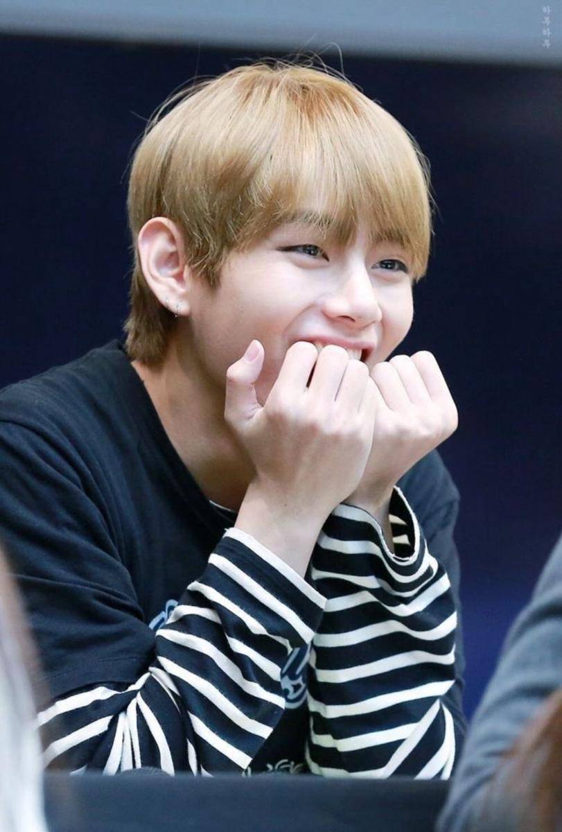twitter.com/taehyvngpics