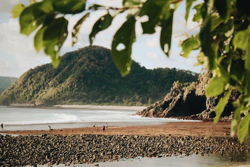 10 Pantai Paling Angker di Indonesia Tengah dan Timur, Bikin Merinding